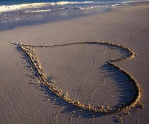 Puzzle Μεγάλη καρδιά που στην άμμο
